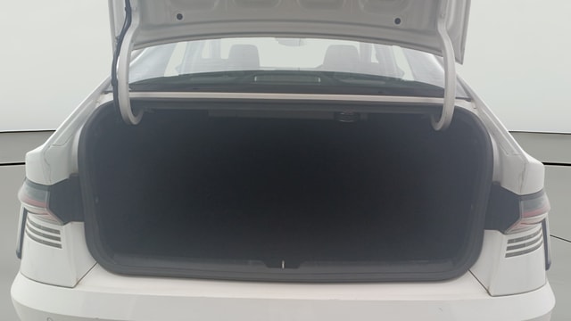 View Hyundai Verna Image 41 Used Hyundai Verna Image 41