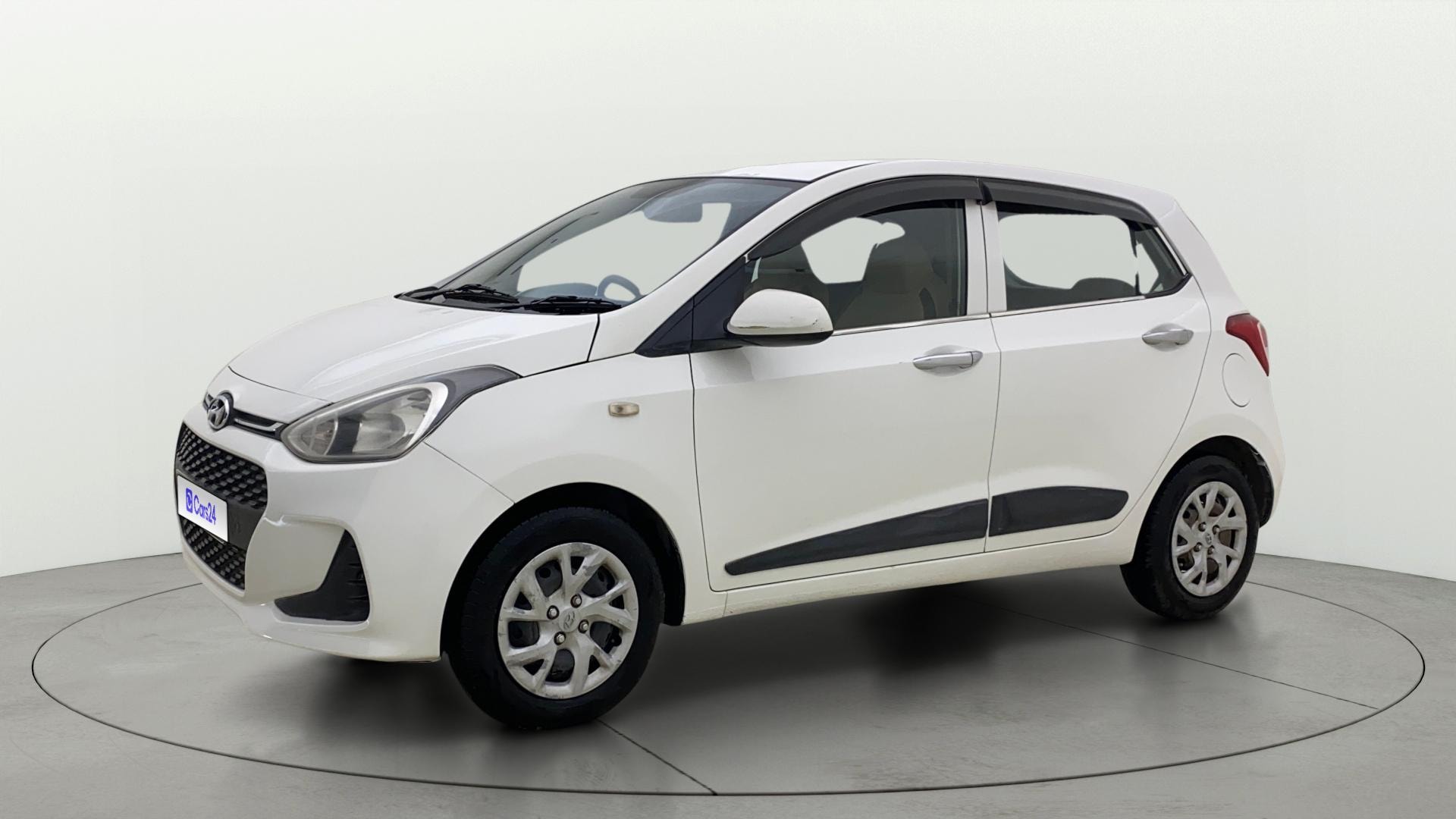 View 2018 Hyundai Grand i10 Magna 1.2 Kappa VTVT Image 34 Used 2018 Hyundai Grand i10 Magna 1.2 Kappa VTVT Image 34