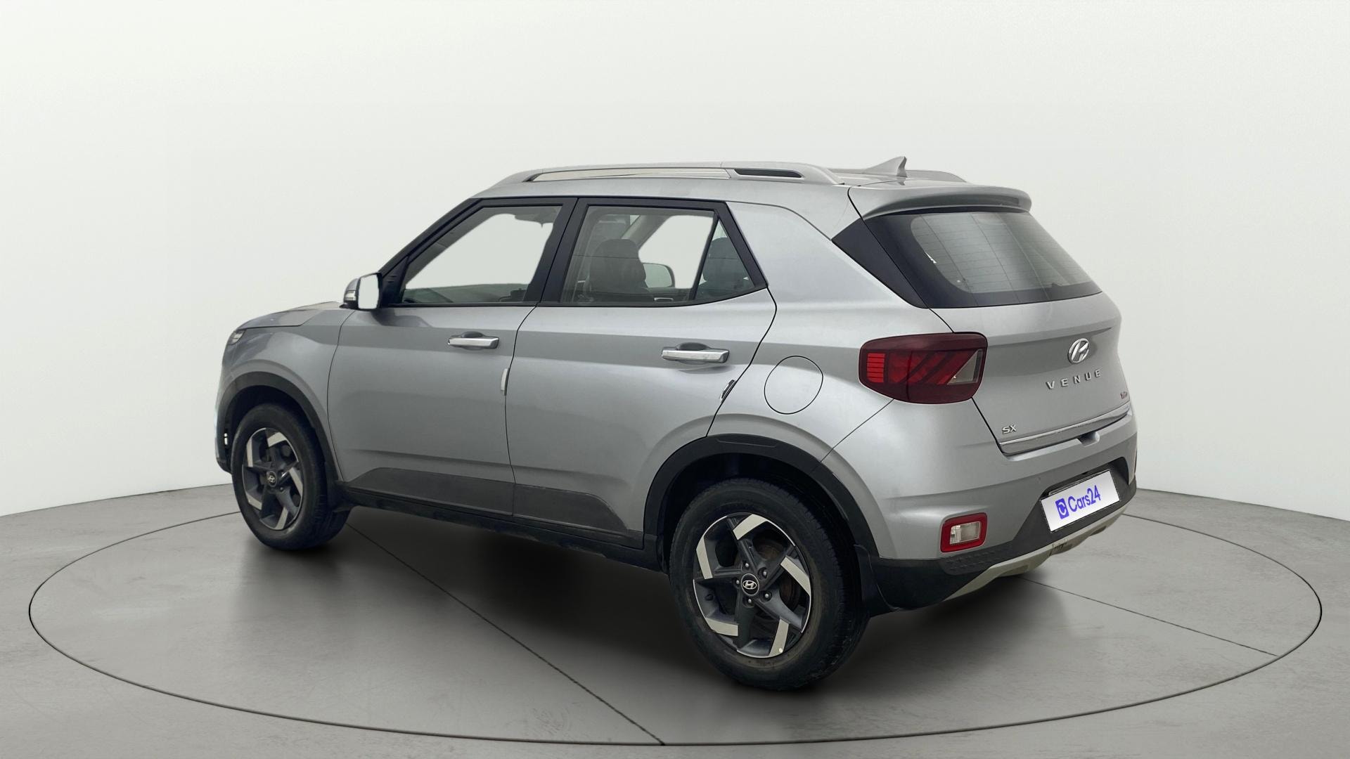 View 2019 Hyundai Venue SX Plus 1.0 Petrol AT Image 2 Used 2019 Hyundai Venue SX Plus 1.0 Petrol AT Image 2
