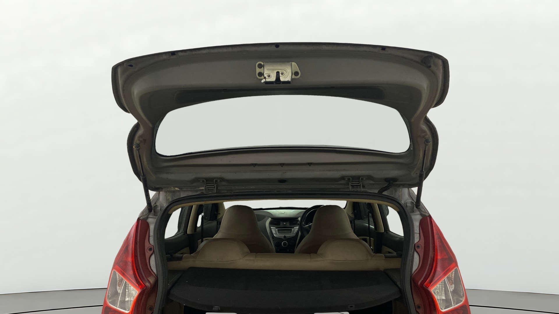 View 2013 Hyundai EON Magna Plus Image 16 Used 2013 Hyundai EON Magna Plus Image 16