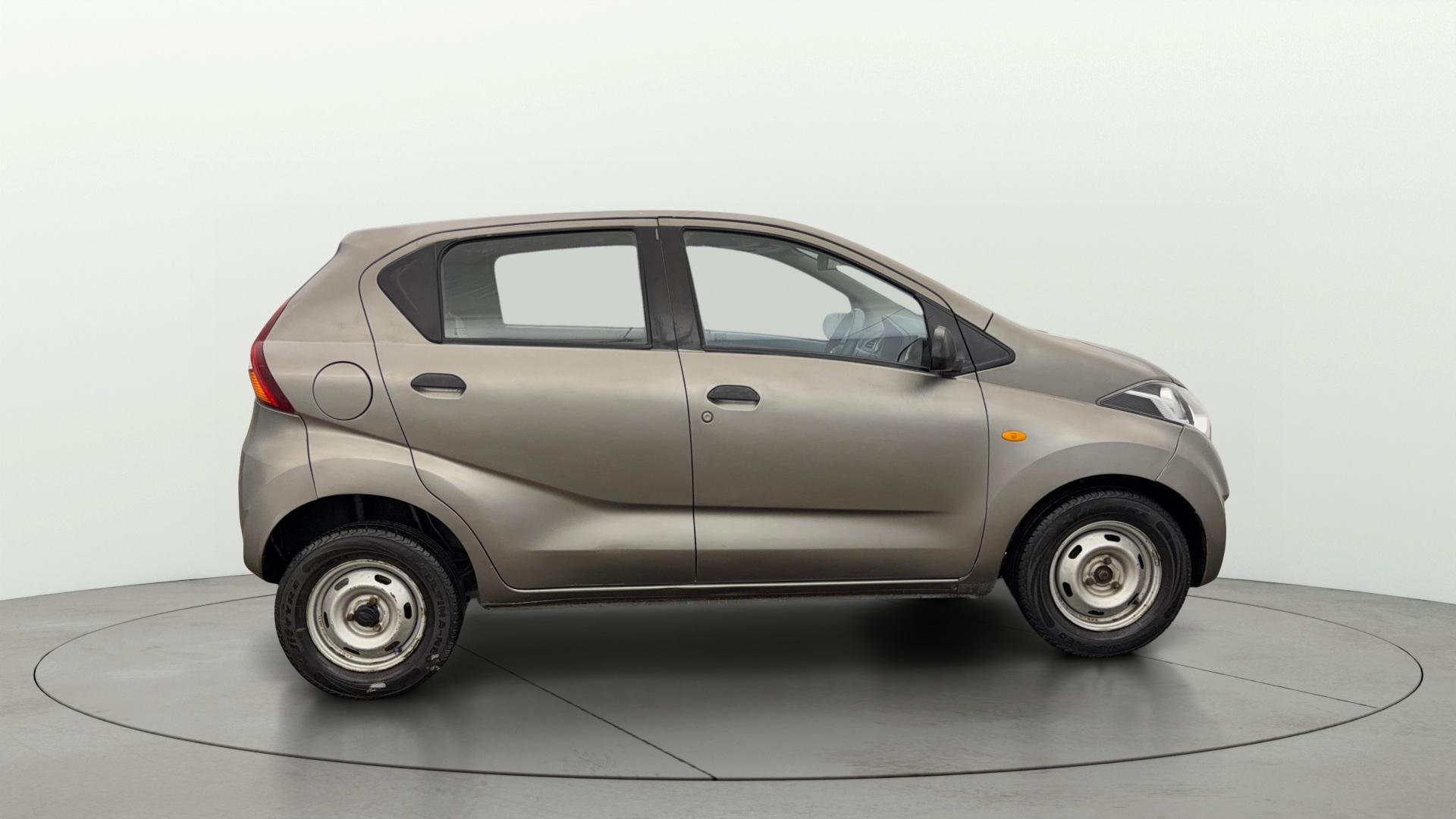 View 2019 Datsun Redi GO A Image 8 Used 2019 Datsun Redi GO A Image 8