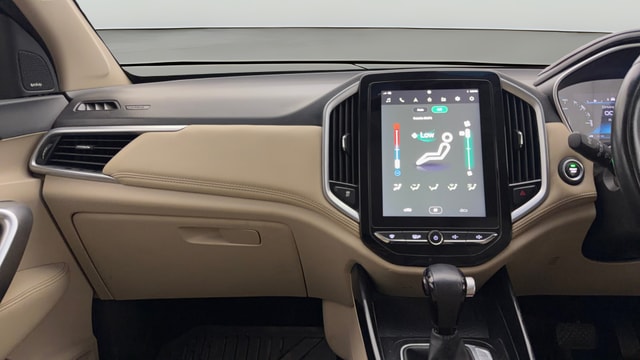 View MG Hector Image 33 Used MG Hector Image 33