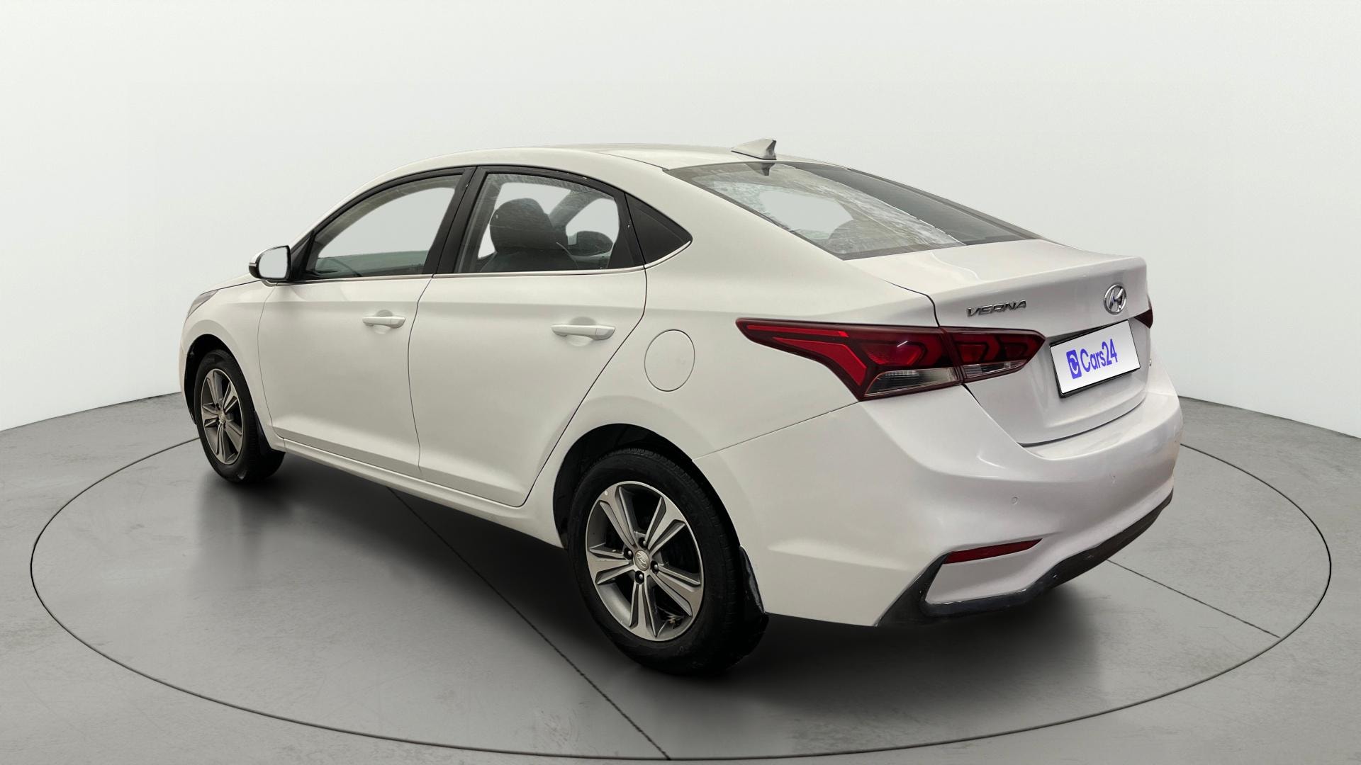 Used 2018 Hyundai Verna Used 2018 Hyundai Verna