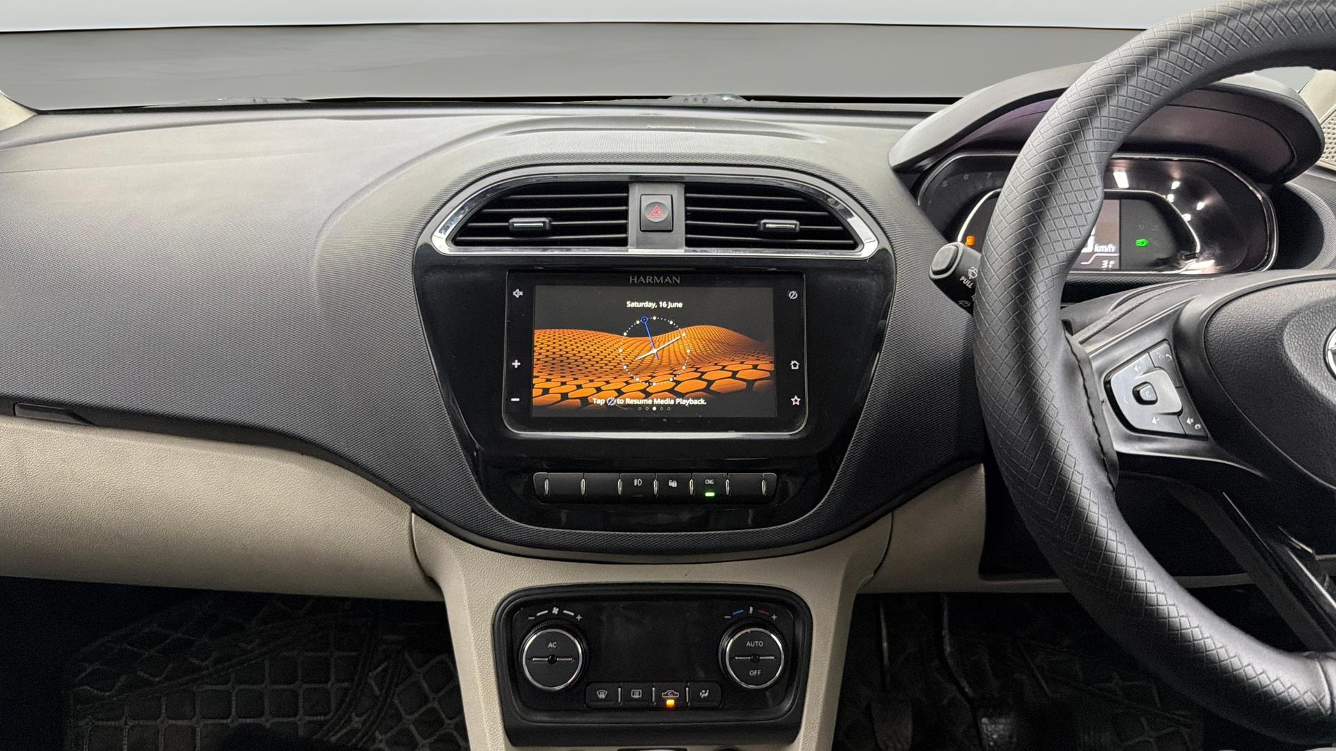 Used 2022 Tata Tiago Used 2022 Tata Tiago