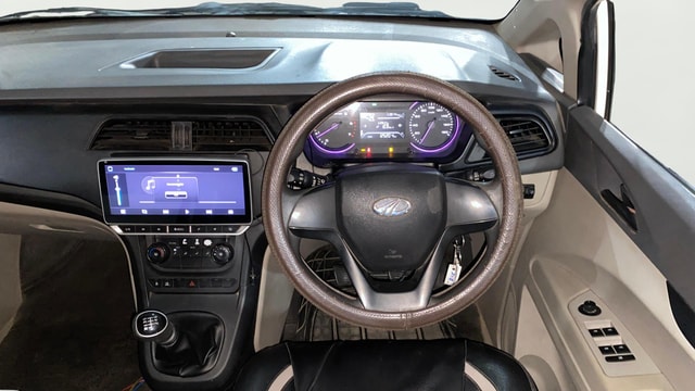 View Mahindra Marazzo Image 21 Used Mahindra Marazzo Image 21