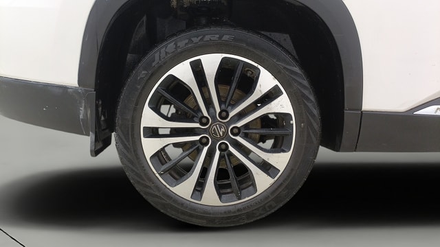 View MG Hector Plus Image 35 Used MG Hector Plus Image 35