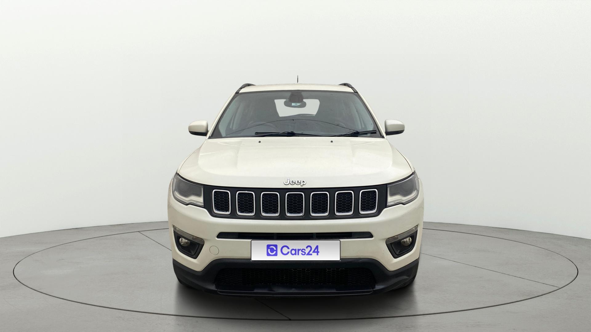 View 2017 Jeep Compass Longitude (O) 2.0 Diesel MT Image 1 Used 2017 Jeep Compass Longitude (O) 2.0 Diesel MT Image 1