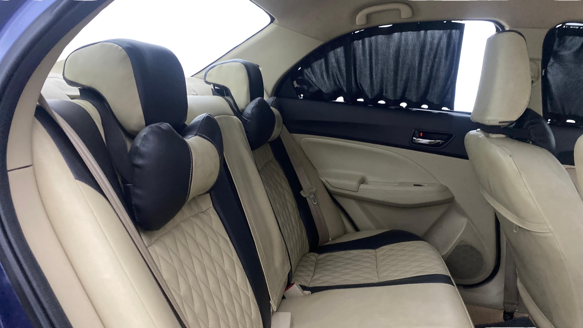 View 2022 Maruti Suzuki 1000 Base Variant Image 29 Used 2022 Maruti Suzuki 1000 Base Variant Image 29