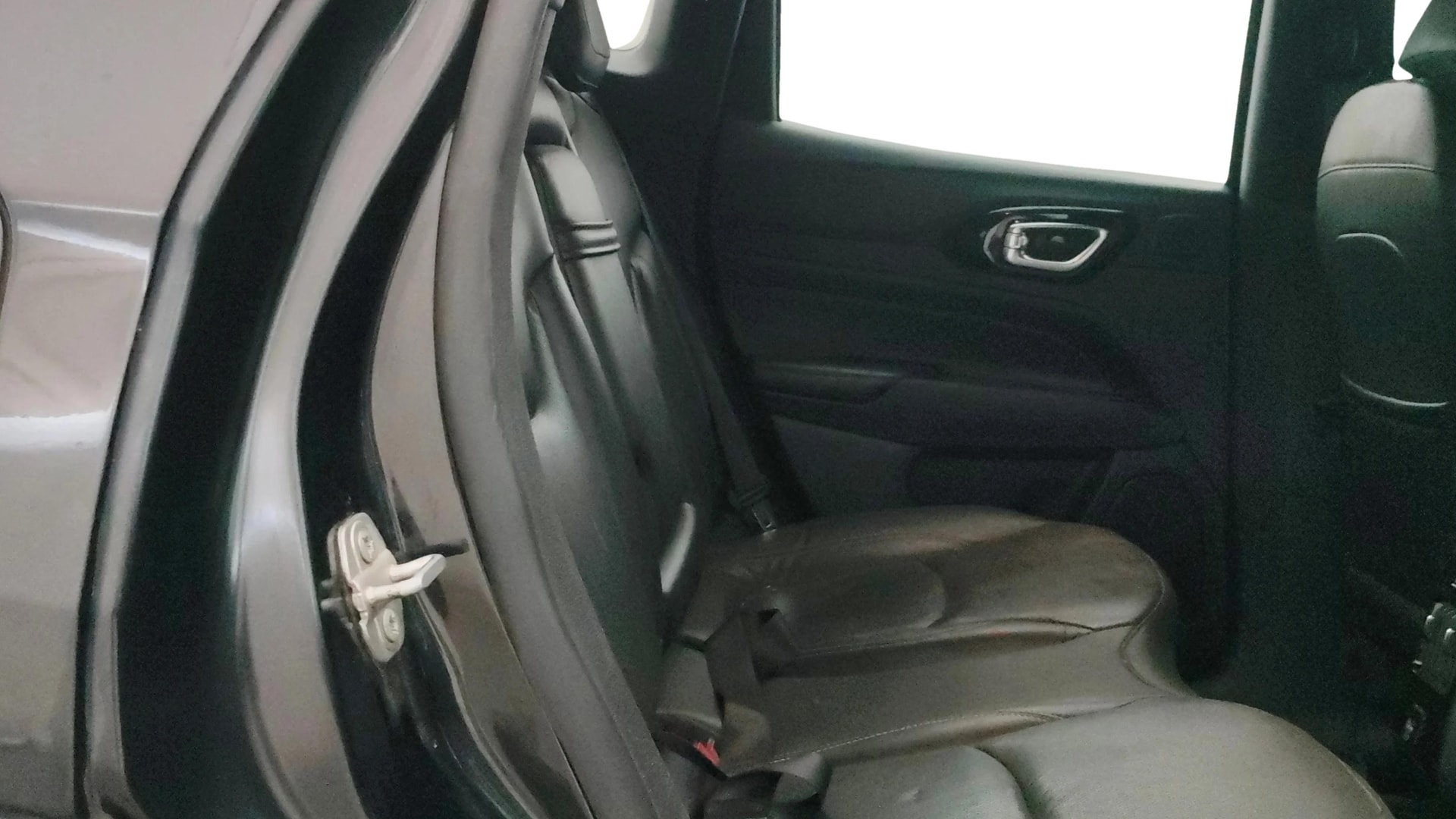 View 2021 Jeep Compass S (O) 1.4 Petrol DDCT Image 31 Used 2021 Jeep Compass S (O) 1.4 Petrol DDCT Image 31