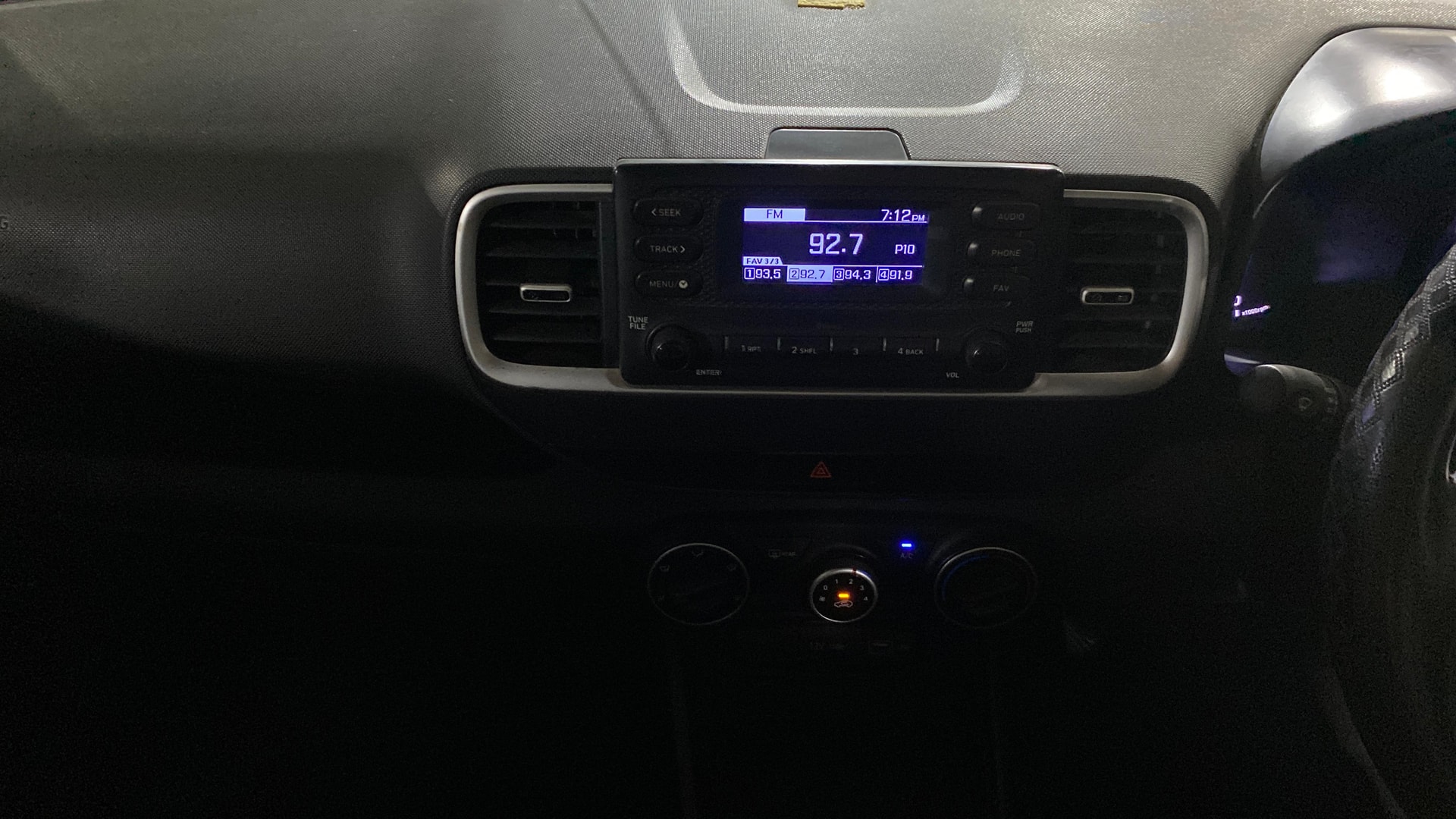 View 2022 Hyundai Venue S 1.2 Petrol Image 17 Used 2022 Hyundai Venue S 1.2 Petrol Image 17