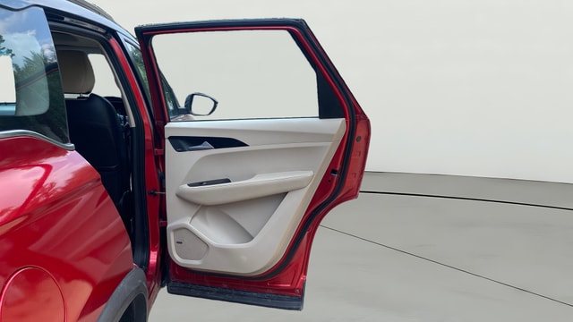 View MG Hector Image 6 Used MG Hector Image 6