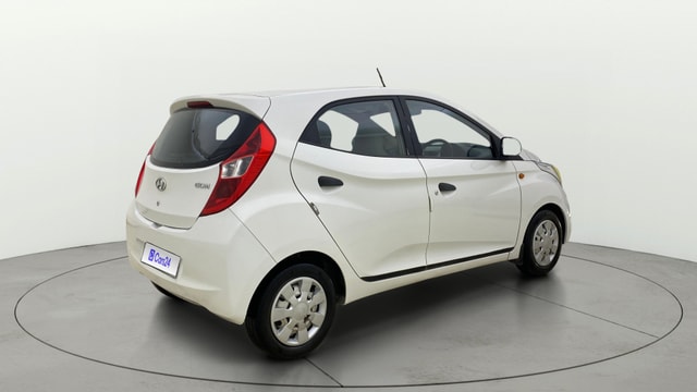 View Hyundai EON Image 41 Used Hyundai EON Image 41