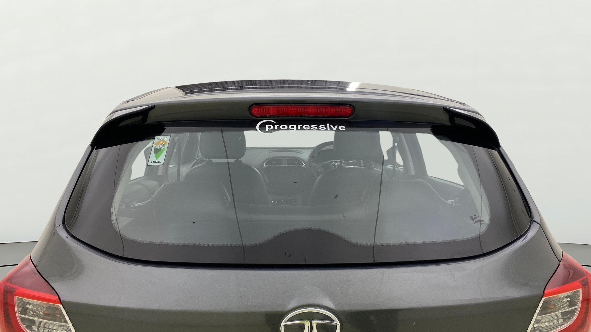 View 2022 Tata Tiago Revotorq XB Image 4 Used 2022 Tata Tiago Revotorq XB Image 4