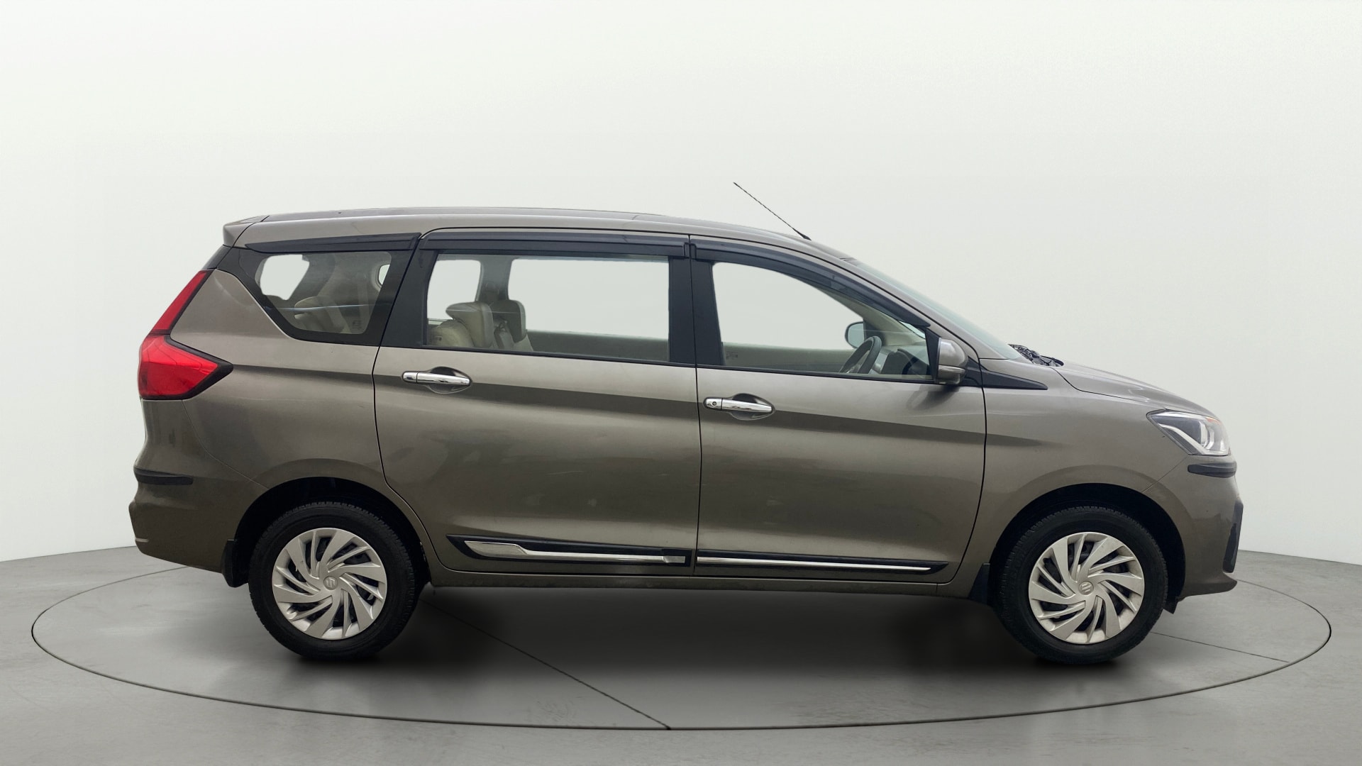View 2022 Maruti Suzuki 1000 Base Variant Image 8 Used 2022 Maruti Suzuki 1000 Base Variant Image 8