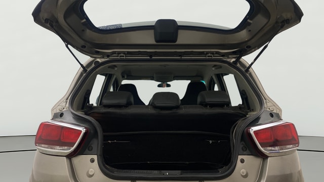 View Mahindra KUV100 Image 37 Used Mahindra KUV100 Image 37