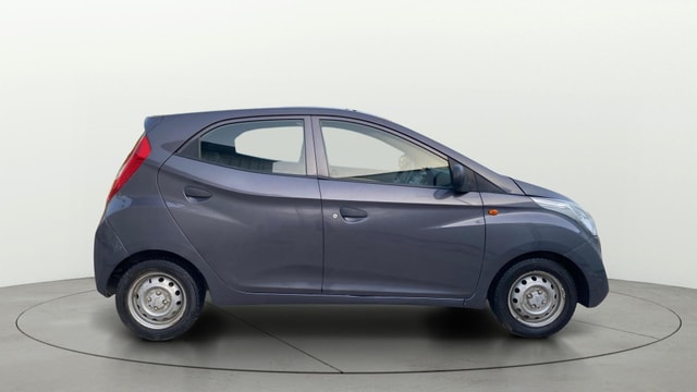 View Hyundai EON Image 8 Used Hyundai EON Image 8