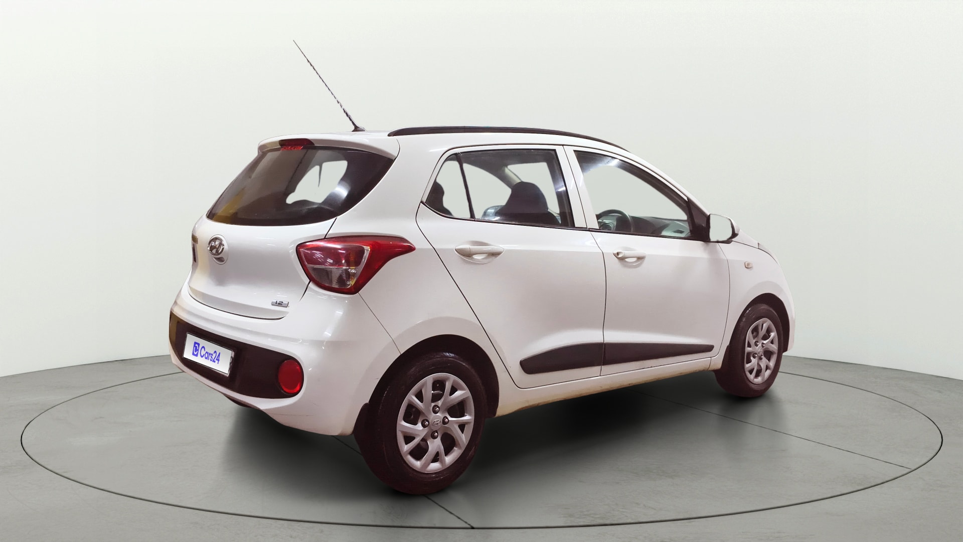 View 2019 Hyundai Grand i10 Magna 1.2 Kappa VTVT Image 43 Used 2019 Hyundai Grand i10 Magna 1.2 Kappa VTVT Image 43