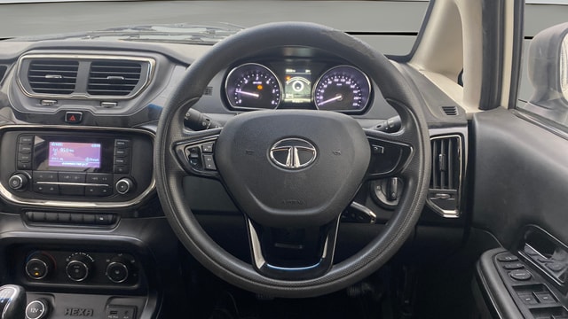 View Tata Hexa Image 21 Used Tata Hexa Image 21