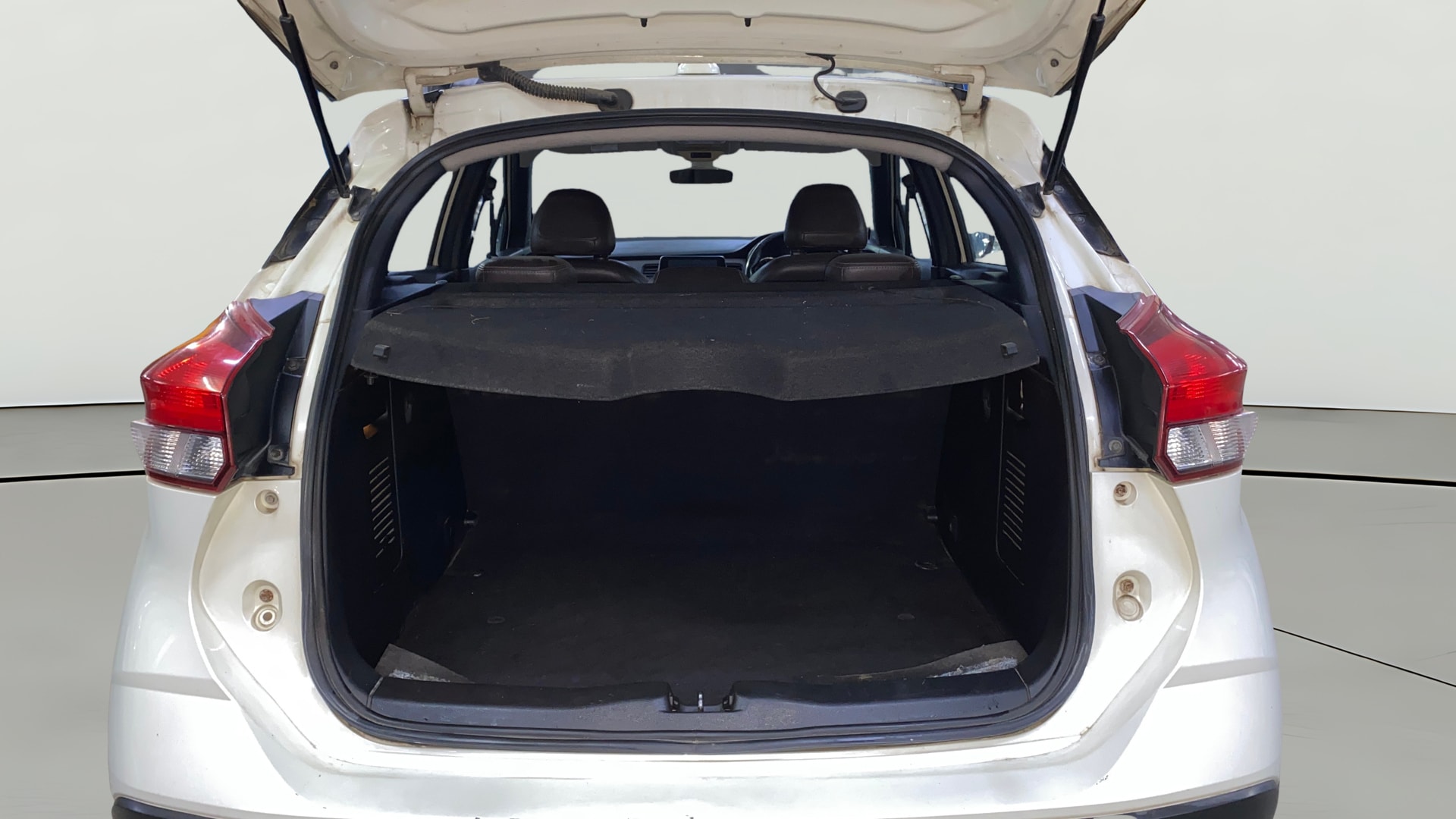 View 2020 Nissan Kicks XV Petrol BS IV Image 38 Used 2020 Nissan Kicks XV Petrol BS IV Image 38