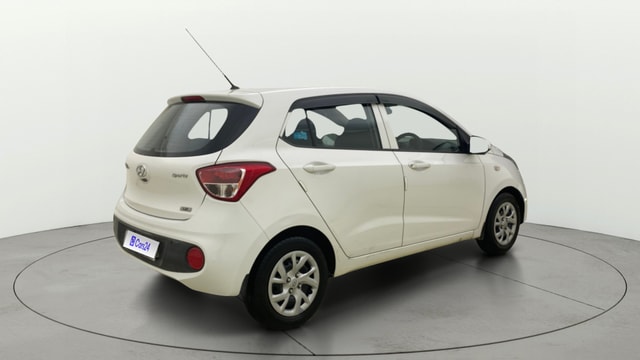 View Hyundai Grand i10 Image 41 Used Hyundai Grand i10 Image 41