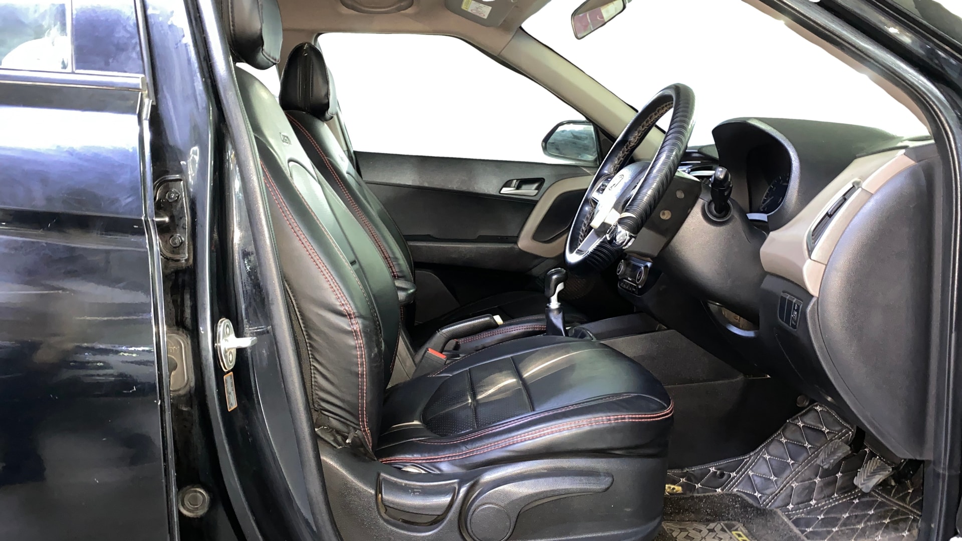 View 2016 Hyundai Creta SX 1.6 Petrol Image 26 Used 2016 Hyundai Creta SX 1.6 Petrol Image 26