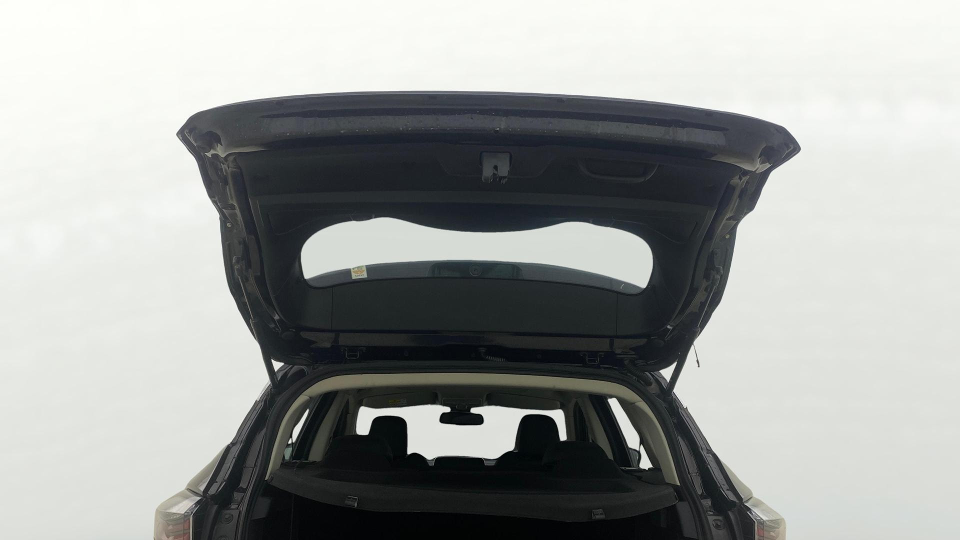 View 2021 Tata Harrier XE Image 32 Used 2021 Tata Harrier XE Image 32