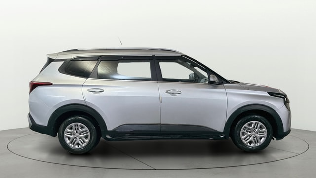 View Kia Carens Image 27 Used Kia Carens Image 27