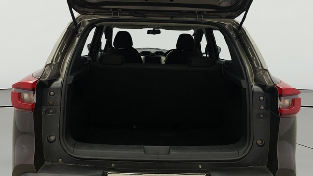 View Nissan Magnite Image 36 Used Nissan Magnite Image 36