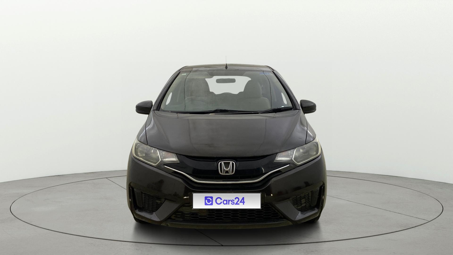 View 2016 Honda Jazz E MT Diesel Image 1 Used 2016 Honda Jazz E MT Diesel Image 1
