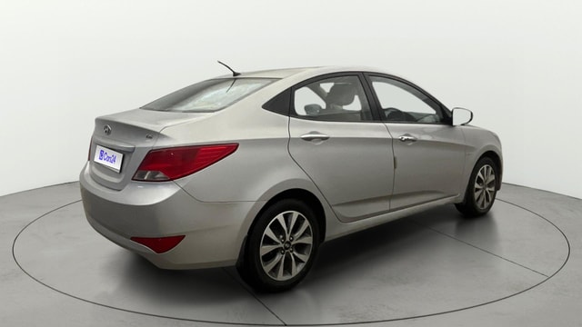 View Hyundai Fluidic Verna Image 43 Used Hyundai Fluidic Verna Image 43