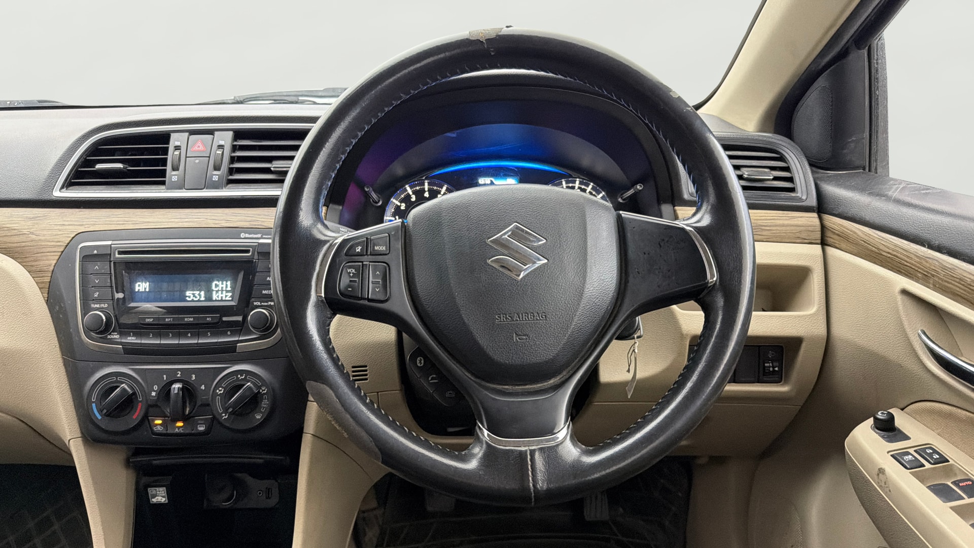 View 2024 Maruti Suzuki 1000 Base Variant Image 20 Used 2024 Maruti Suzuki 1000 Base Variant Image 20