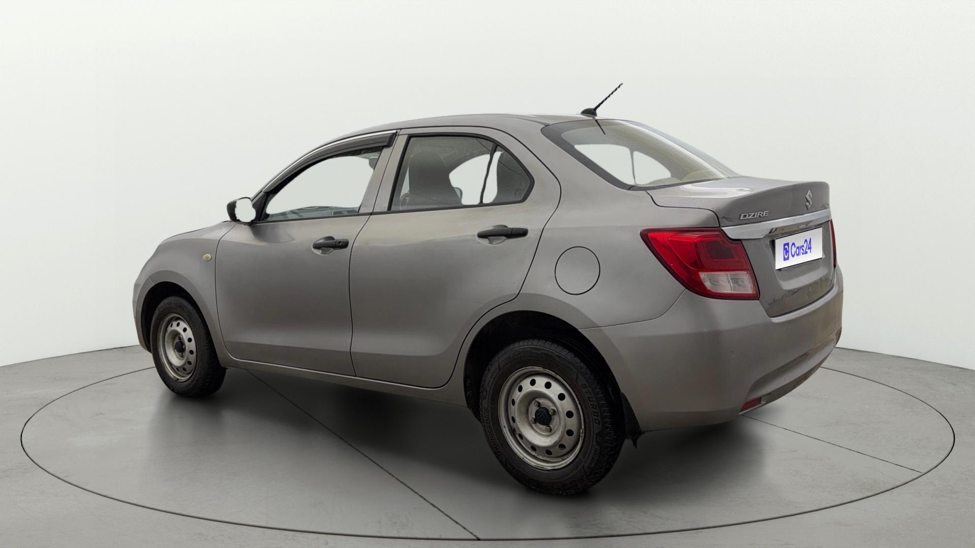 View 2022 Maruti Suzuki 1000 Base Variant Image 2 Used 2022 Maruti Suzuki 1000 Base Variant Image 2