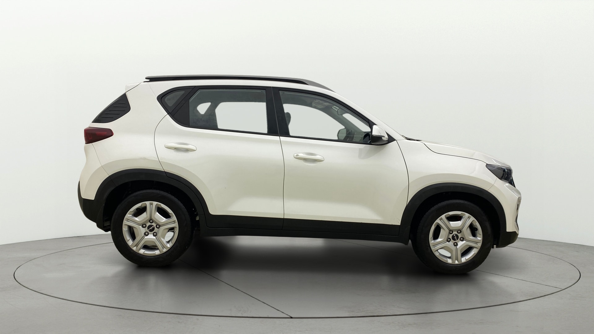 View 2022 Kia Sonet HTK Plus Petrol Image 9 Used 2022 Kia Sonet HTK Plus Petrol Image 9