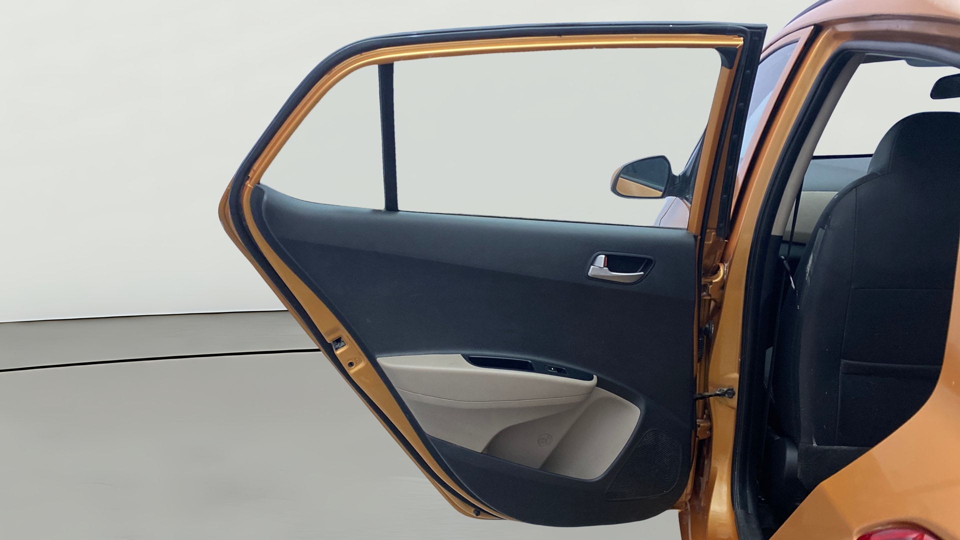 View 2014 Hyundai Grand i10 Asta AT 1.2 Kappa VTVT Image 22 Used 2014 Hyundai Grand i10 Asta AT 1.2 Kappa VTVT Image 22