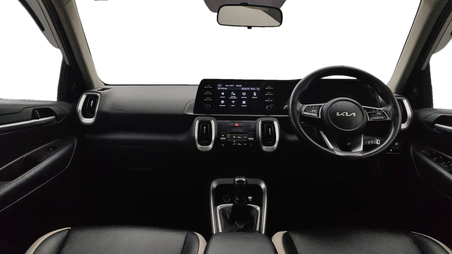 View 2023 Kia Sonet HTK Plus Petrol Image 16 Used 2023 Kia Sonet HTK Plus Petrol Image 16