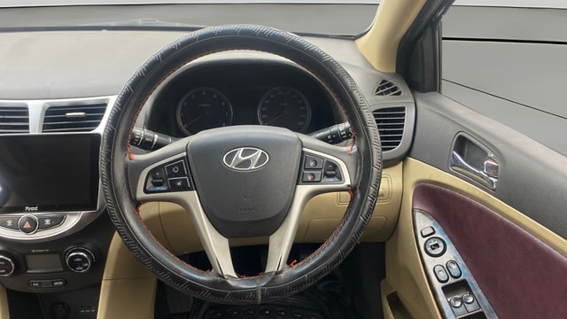 View Hyundai Fluidic Verna Image 20 Used Hyundai Fluidic Verna Image 20