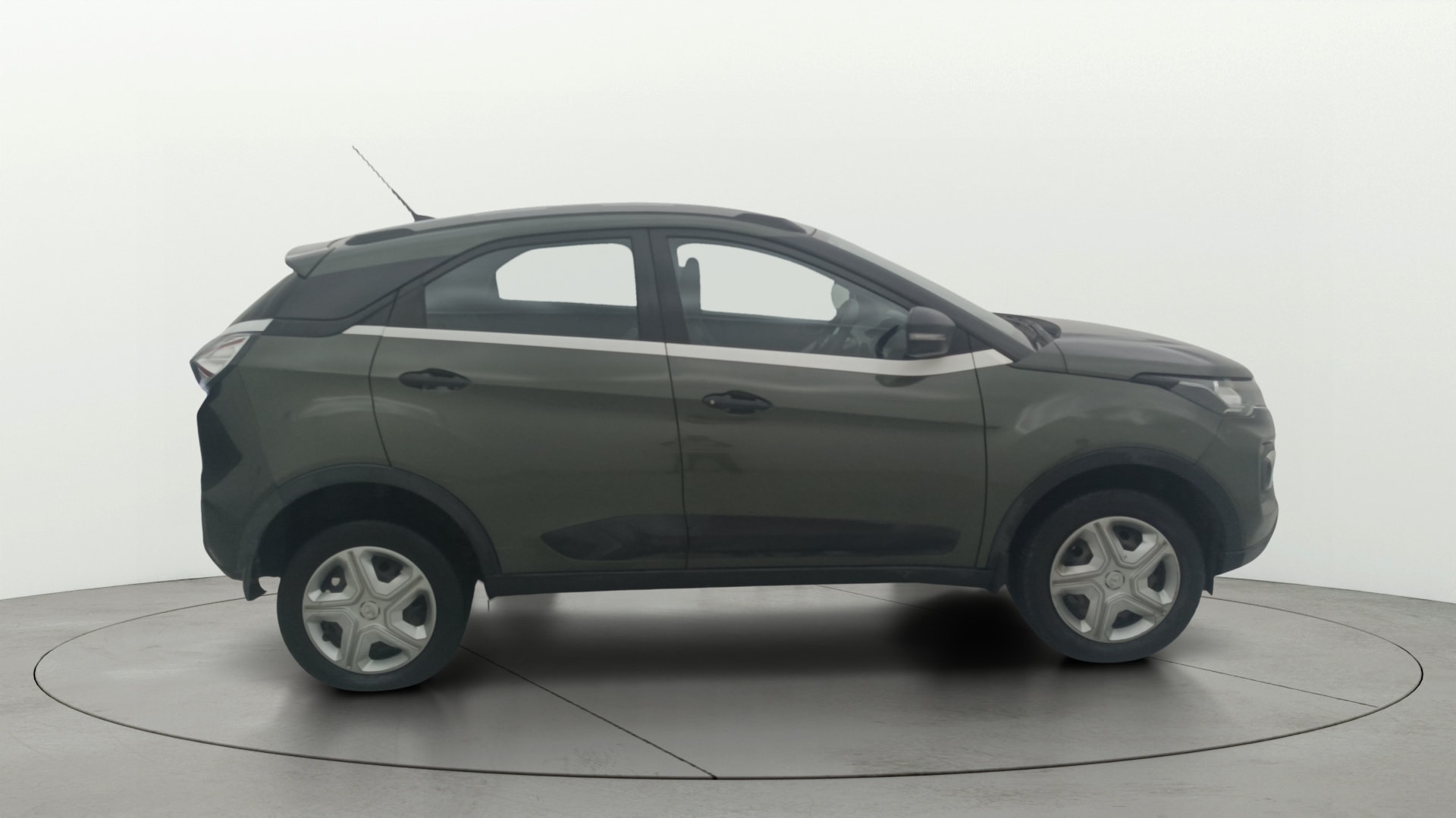 View 2022 Tata Nexon Revotron XM Image 8 Used 2022 Tata Nexon Revotron XM Image 8