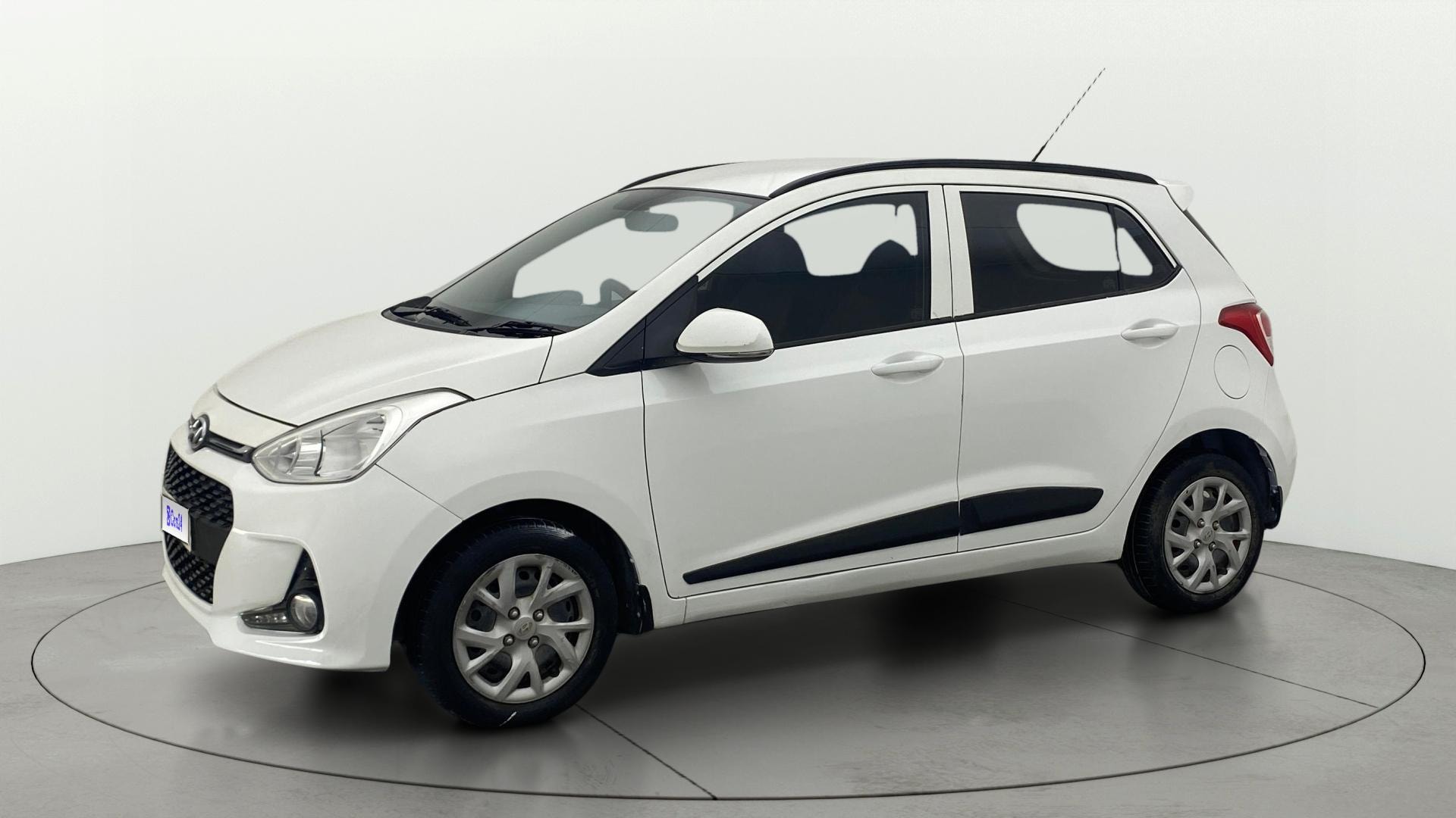 View 2019 Hyundai Grand i10 Sportz 1.2 Kappa Image 35 Used 2019 Hyundai Grand i10 Sportz 1.2 Kappa Image 35