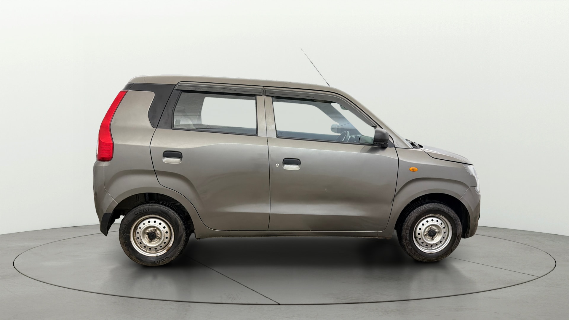 View 2020 Maruti Suzuki 1000 Base Variant Image 26 Used 2020 Maruti Suzuki 1000 Base Variant Image 26