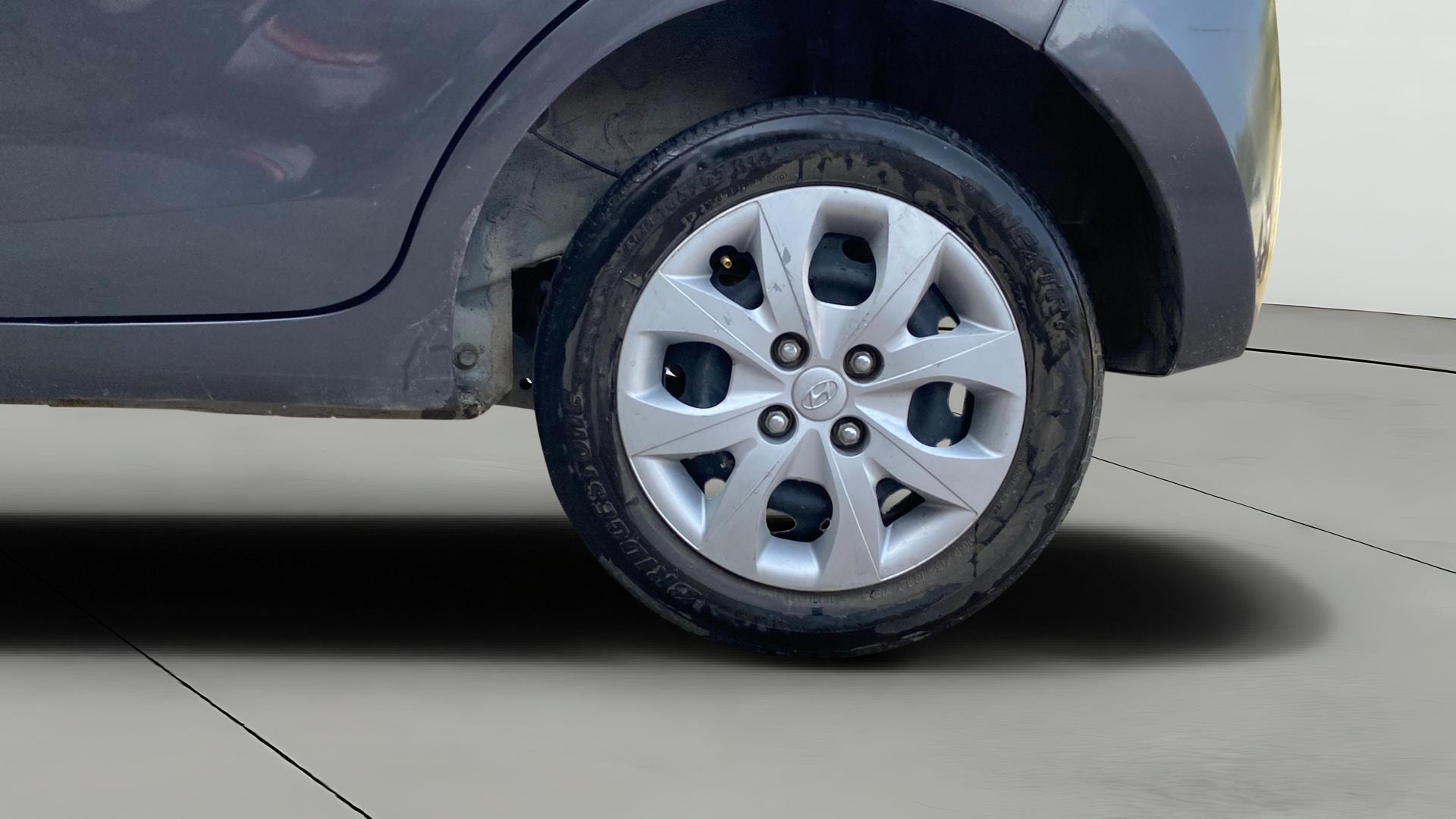View 2019 Hyundai New Santro D-Lite Petrol Image 11 Used 2019 Hyundai New Santro D-Lite Petrol Image 11