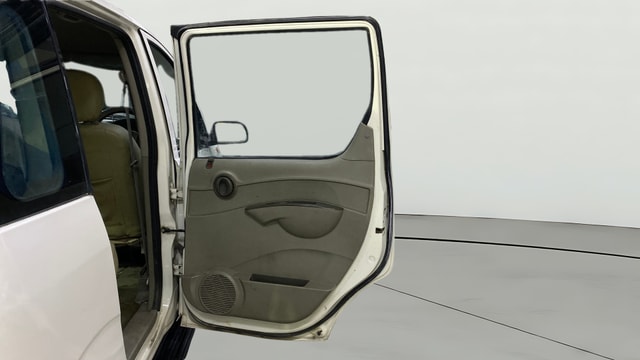 View Mahindra Quanto Image 7 Used Mahindra Quanto Image 7