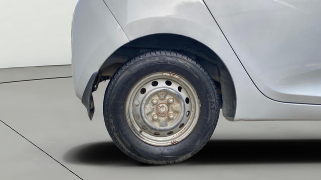 View Hyundai EON Image 23 Used Hyundai EON Image 23