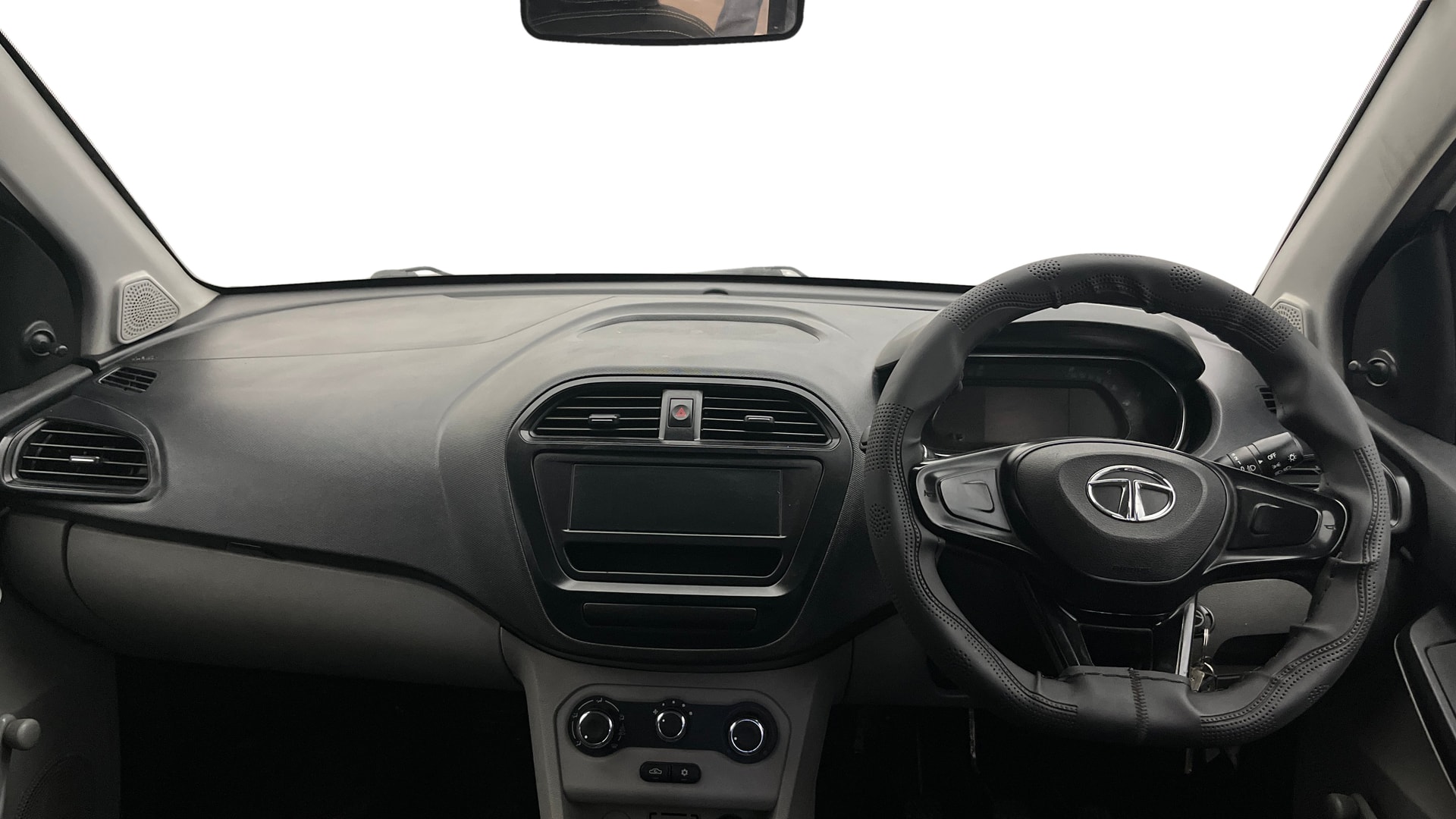 Used 2023 Tata Tiago Used 2023 Tata Tiago