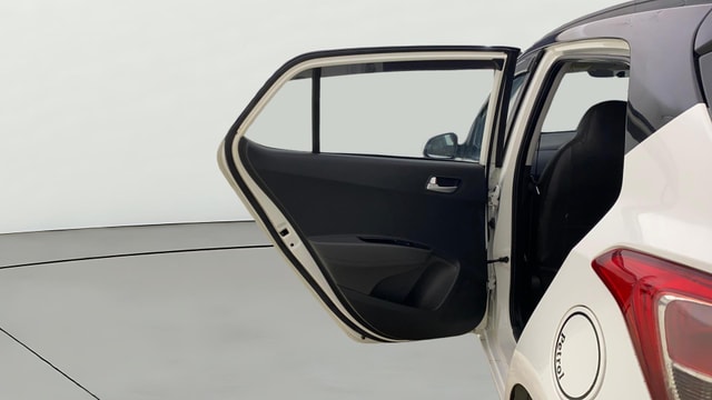 View Hyundai Grand i10 Image 14 Used Hyundai Grand i10 Image 14
