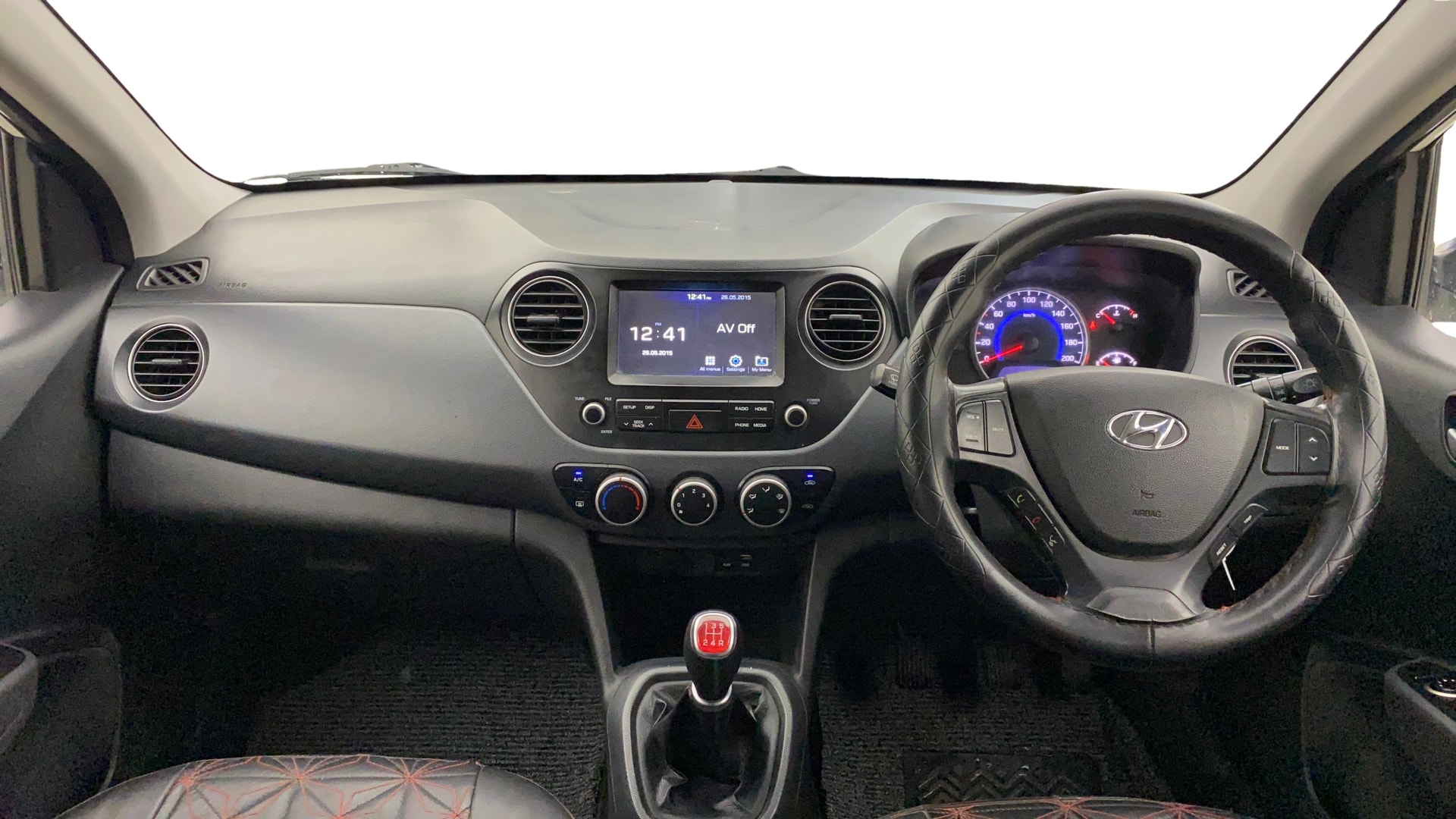 View 2018 Hyundai Grand i10 Sportz 1.2 Kappa VTVT Dual Tone Image 29 Used 2018 Hyundai Grand i10 Sportz 1.2 Kappa VTVT Dual Tone Image 29