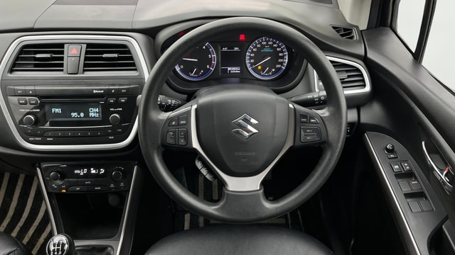 View Maruti Suzuki 1000 Image 13 Used Maruti Suzuki 1000 Image 13