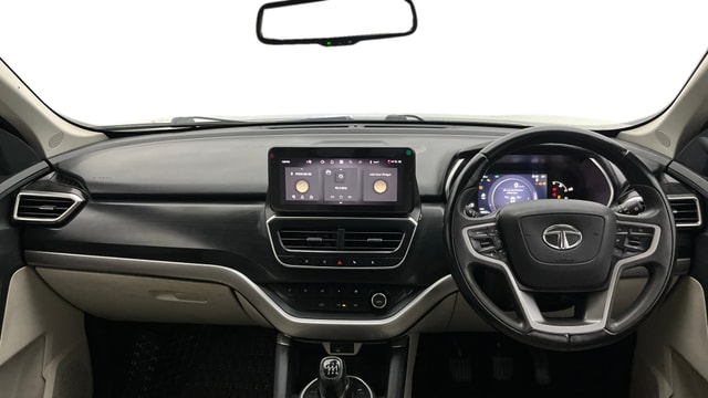 View Tata Safari Image 17 Used Tata Safari Image 17