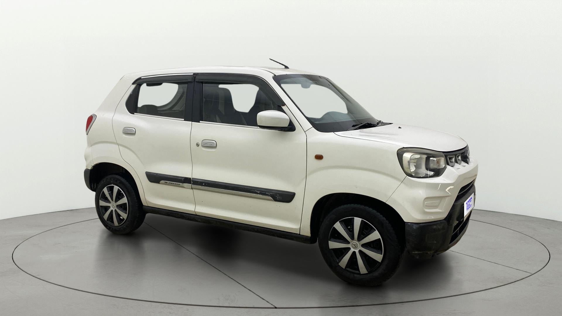 View 2020 Maruti Suzuki 1000 Base Variant Image 36 Used 2020 Maruti Suzuki 1000 Base Variant Image 36