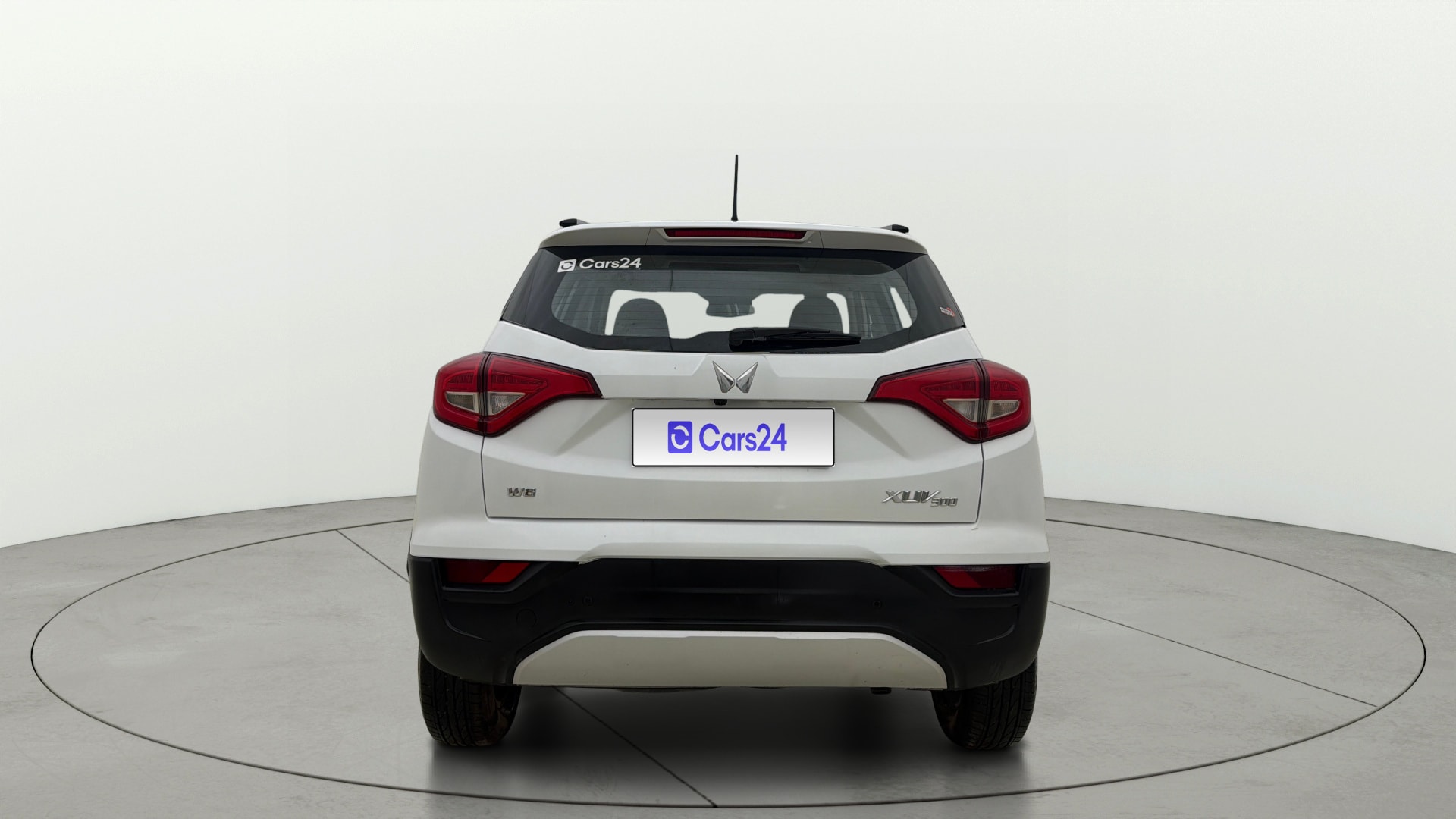 Used 2025 Mahindra XUV300 Used 2025 Mahindra XUV300