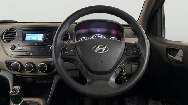 View Hyundai Grand i10 Image 20 Used Hyundai Grand i10 Image 20